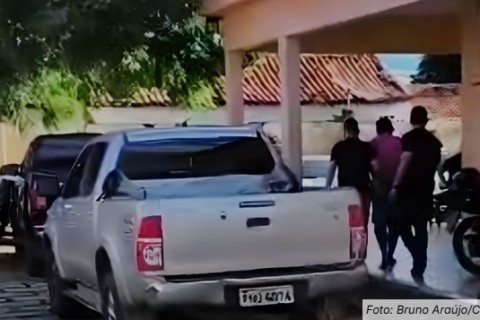 Ousadia: Homem é preso após ameaçar cortar as mãos da irmã com foice na zona rural de Quixeramobim